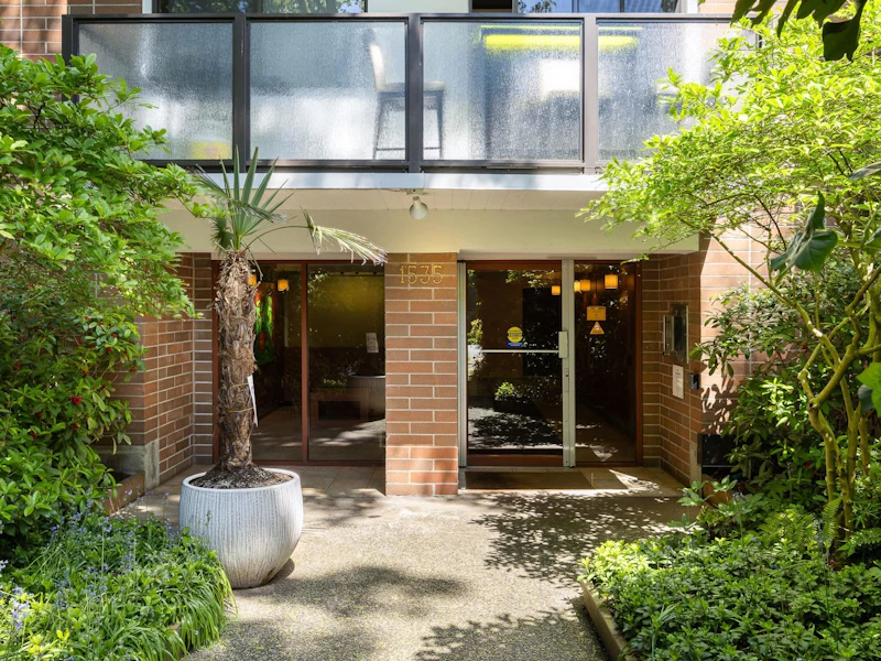 101 - 1535 Nelson Street, Vancouver BC V6G 1M2