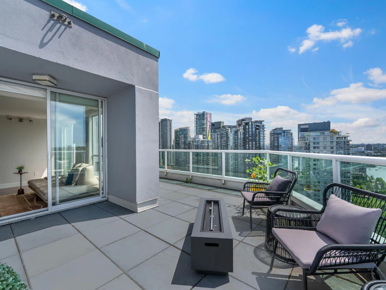 2403-1500 Howe Street, Vancouver, BC, V6Z 2N1 - 22