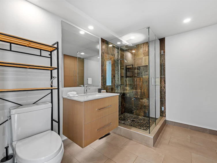 2403-1500 Howe Street, Vancouver, BC, V6Z 2N1 - 29