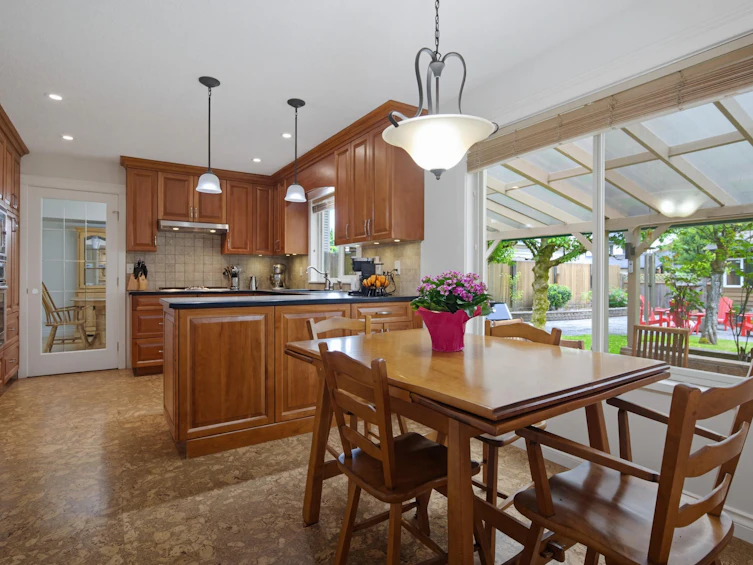5019 200b Street, Langley, BC, V3A 7J1 - 11