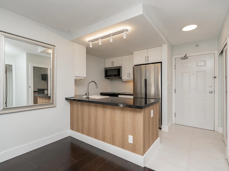 403-811 Helmcken Street, Vancouver, BC, V6Z 1B1 - 7