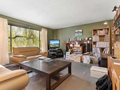 33380 Wren Crescent - 5