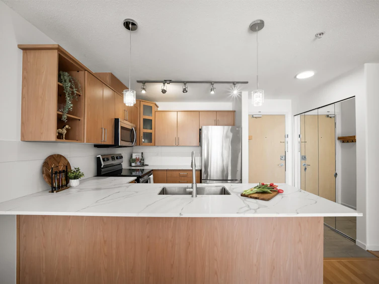 302-3142 St Johns Street, Port Moody, BC, V3H 5E5 - 5