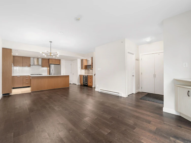 2389 Scotia Street, Vancouver, BC, V5T 0B2 - 7