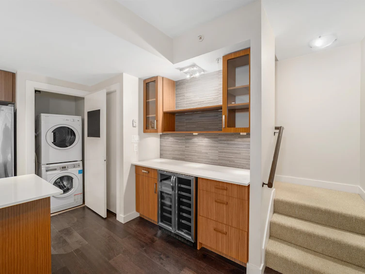2389 Scotia Street, Vancouver, BC, V5T 0B2 - 10