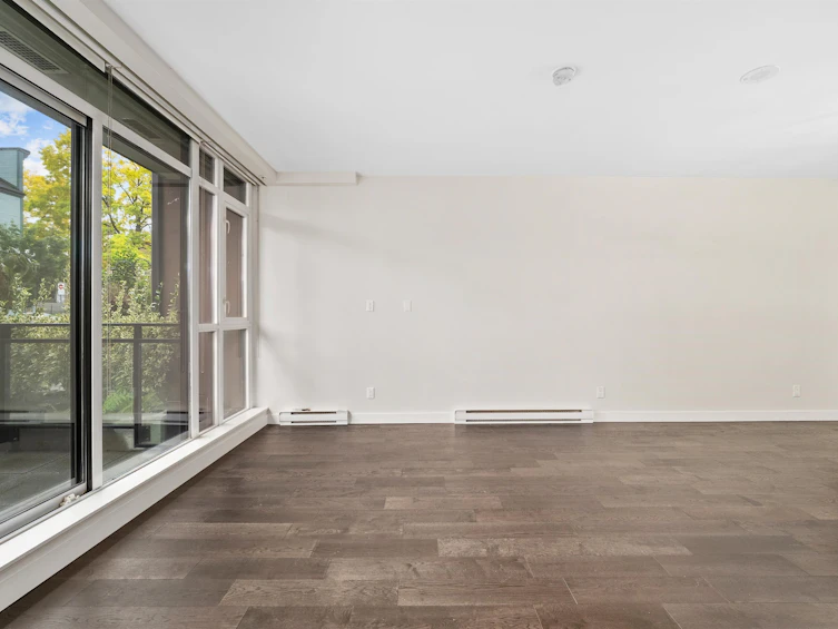 2389 Scotia Street, Vancouver, BC, V5T 0B2 - 5