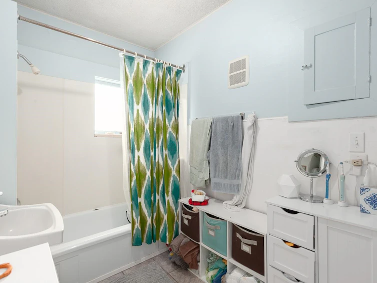 2483 W 6th Avenue, Vancouver, BC, V6K 1W2 - 14