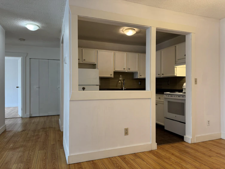 229-32850 George Ferguson Way, Abbotsford, BC, V2S 7K1 - 5