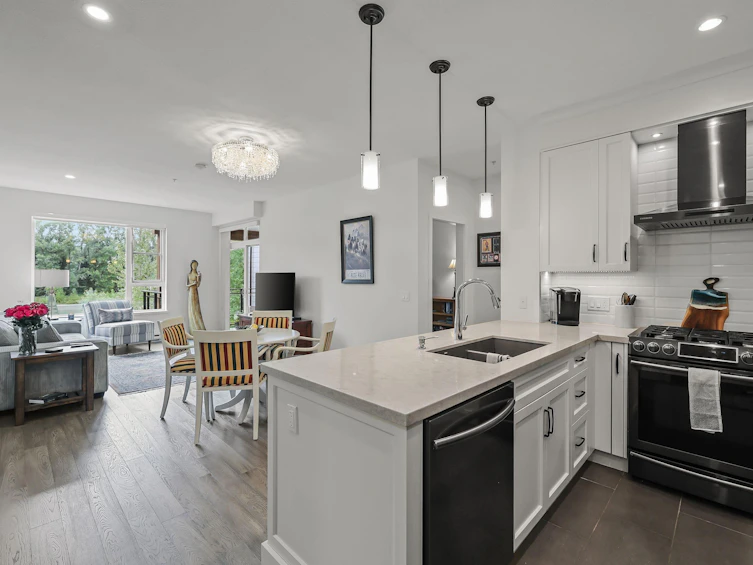 307-23255 Billy Brown Road, Langley, BC, V1M 0C8 - 8