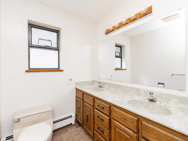 6041 Selma Avenue, Burnaby, BC, V5H 3R1 - 20