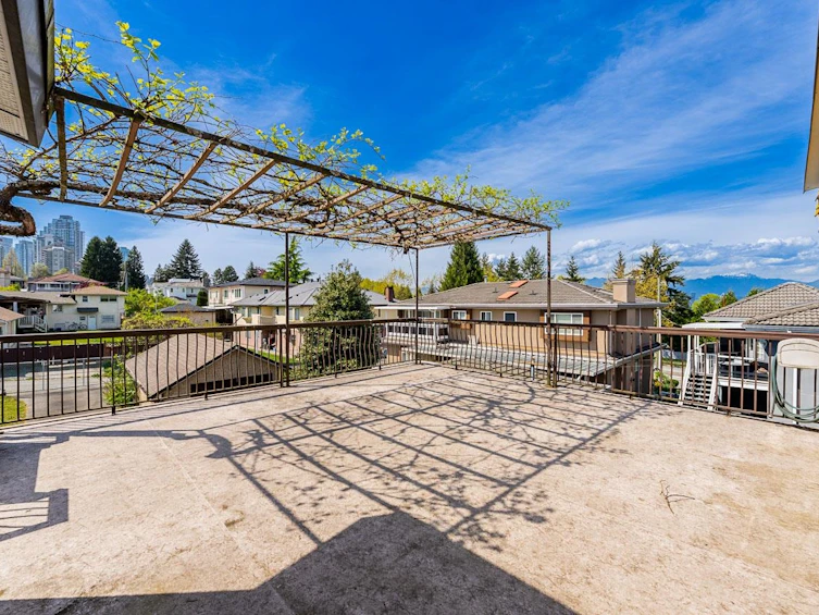 6041 Selma Avenue, Burnaby, BC, V5H 3R1 - 25