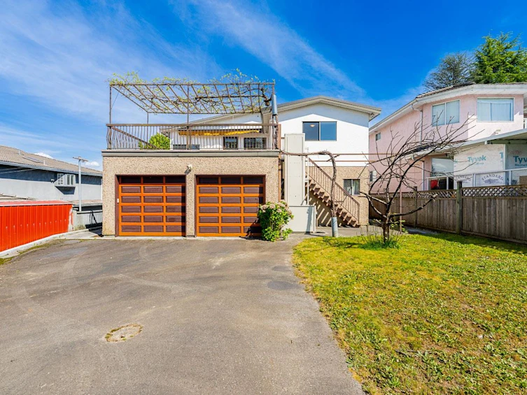 6041 Selma Avenue, Burnaby, BC, V5H 3R1 - 35