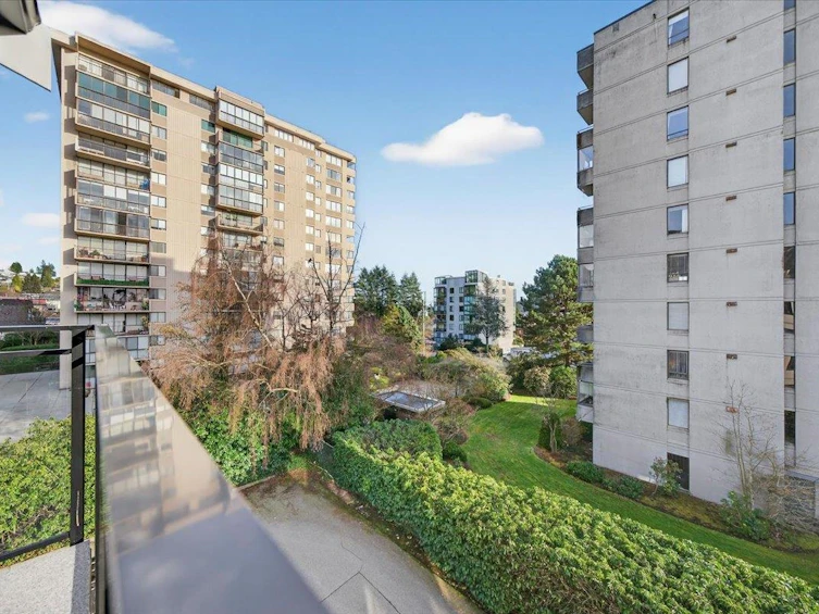 403-1340 Duchess Avenue, West Vancouver, BC, V7T 1H6 - 11