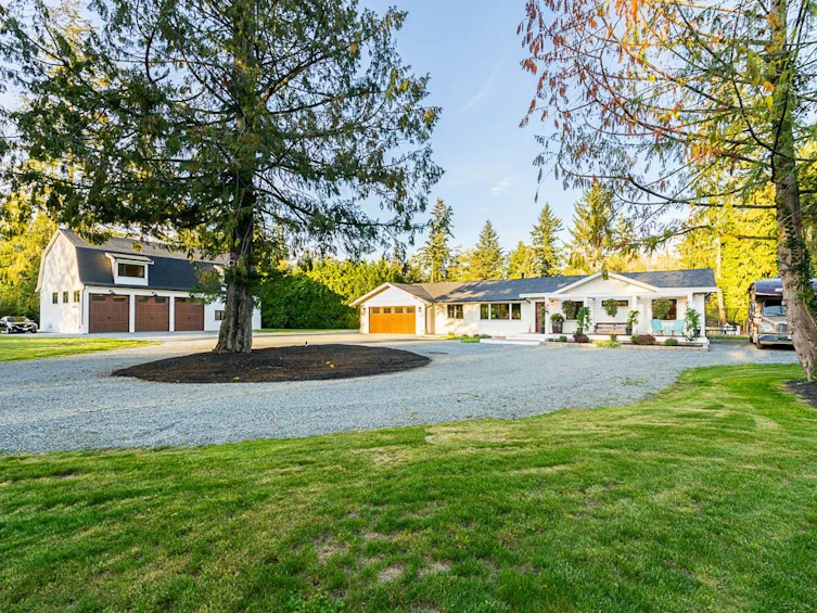 4650 Martingale Crescent, Langley, BC, V2Z 2L6 - 2