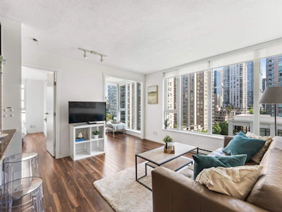1002-1010 Richards Street - 3