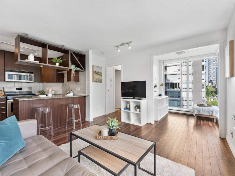 1002-1010 Richards Street, Vancouver, BC, V6B 1G2