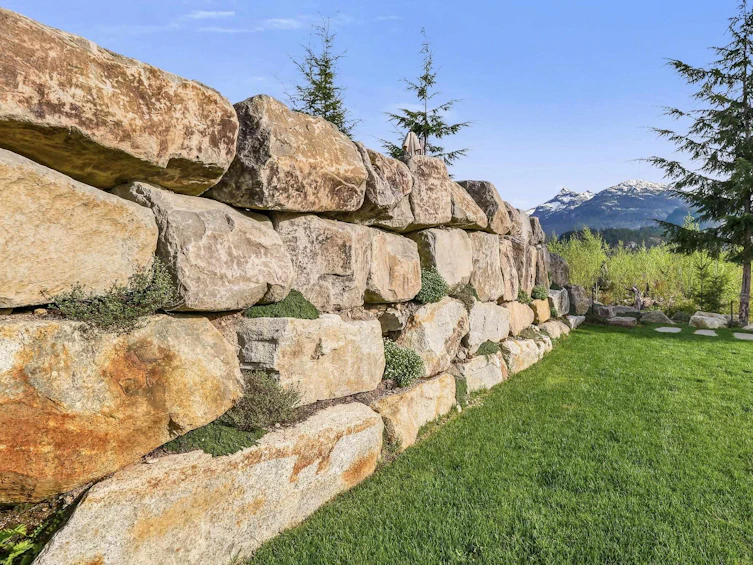 2938 Huckleberry Drive, Squamish, BC, V8B 1B2 - 9