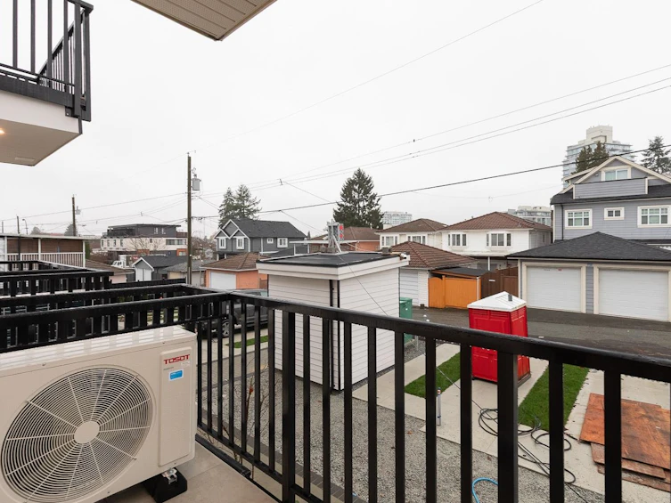 204-2329 E 34th Avenue, Vancouver, BC, V5R 2S6 - 15
