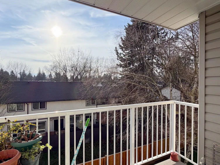 307-9942 151 Street, Surrey, BC, V3R 0V4 - 10
