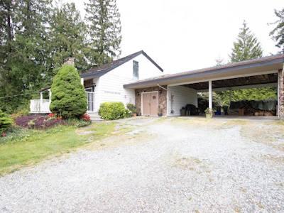 3417 E Roxton Avenue - 5