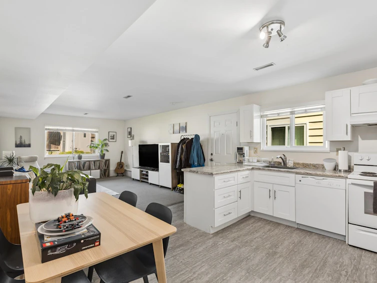 1678 Dempsey Road, North Vancouver, BC, V7K 1T3 - 22