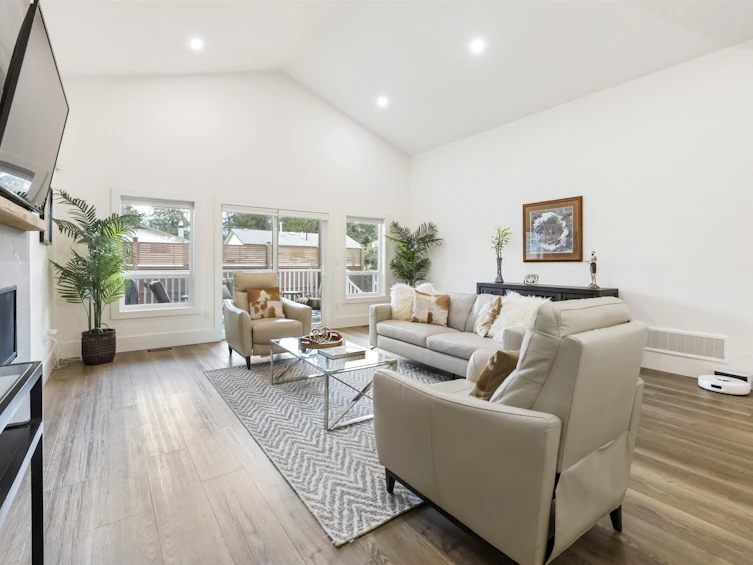 63711 Rosewood Avenue, Hope, BC, V0X 1L2 - 13