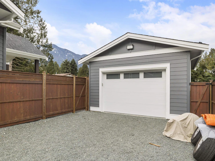 63711 Rosewood Avenue, Hope, BC, V0X 1L2 - 32