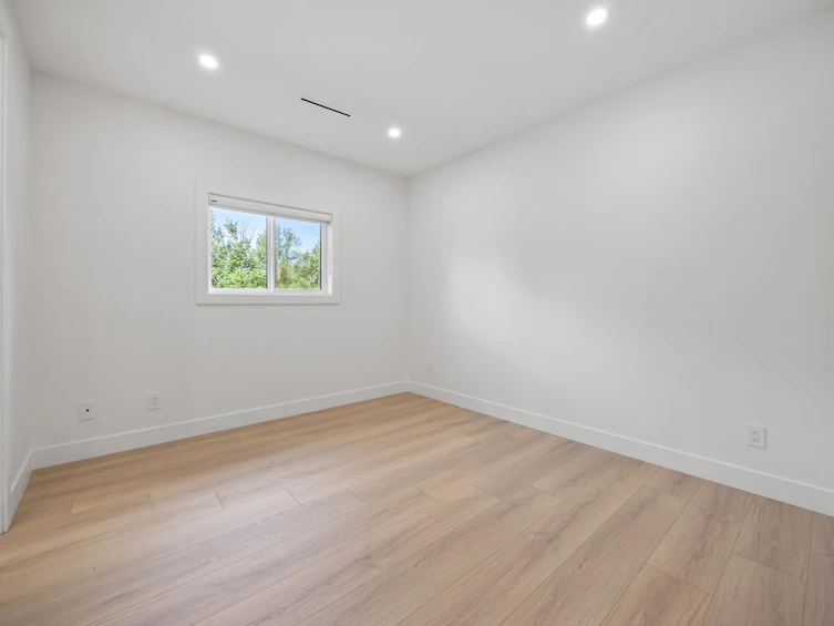 1-6037 Service Street, Burnaby, BC, V5H 1V7 - 25