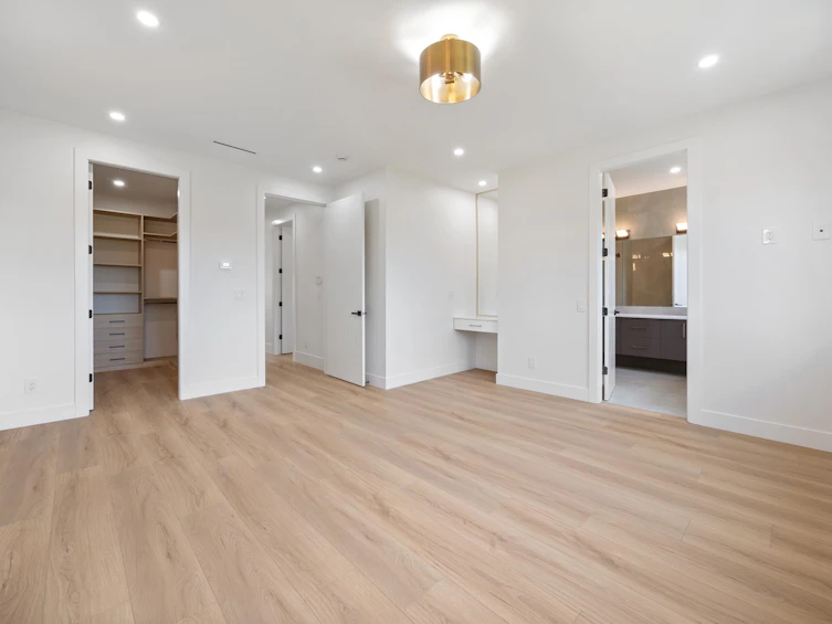1-6037 Service Street, Burnaby, BC, V5H 1V7 - 27