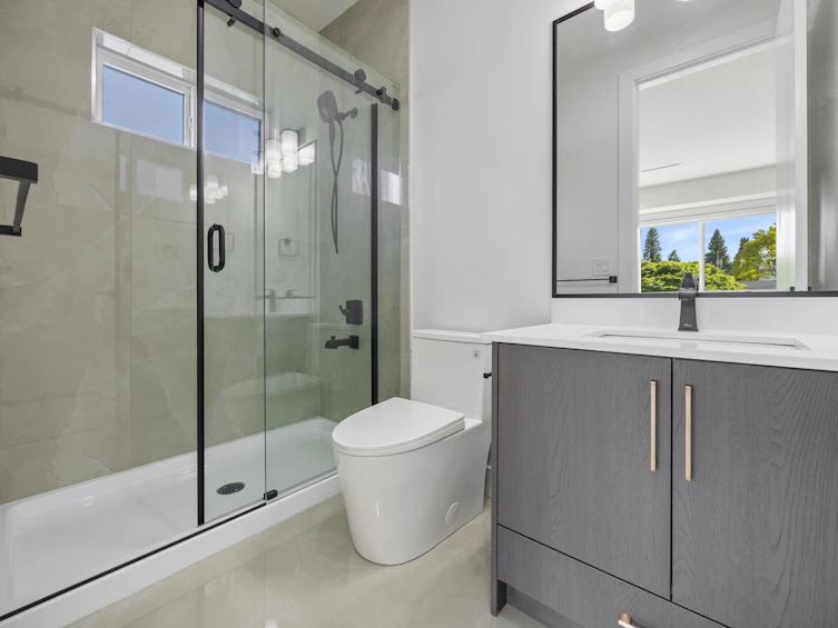 1-6037 Service Street, Burnaby, BC, V5H 1V7 - 20