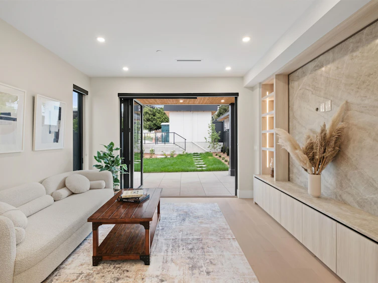 502 E 5th Street, North Vancouver, BC, V7L 1M4 - 14