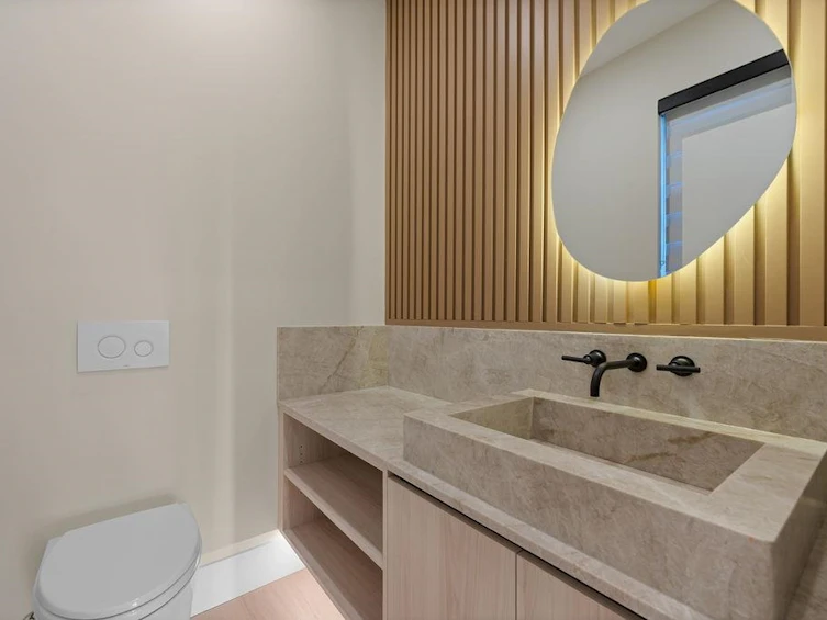 502 E 5th Street, North Vancouver, BC, V7L 1M4 - 21