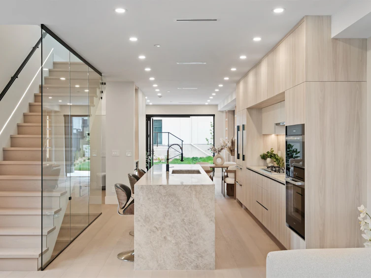 502 E 5th Street, North Vancouver, BC, V7L 1M4 - 12