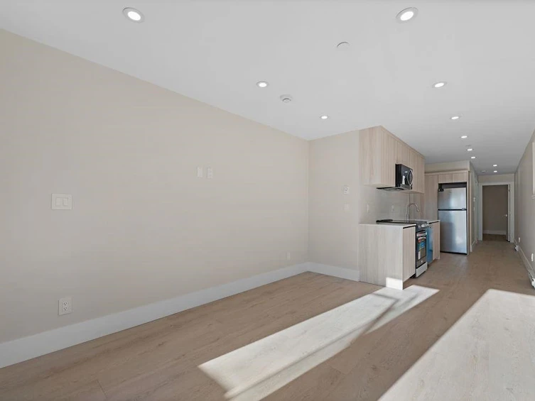 502 E 5th Street, North Vancouver, BC, V7L 1M4 - 30