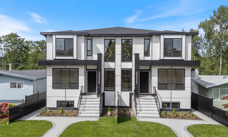 2-6037 Service Street