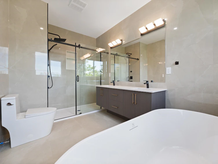 2-6037 Service Street, Burnaby, BC, V5H 1V7 - 30