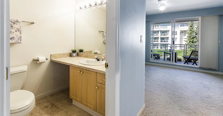 416-3629 Deercrest Drive, North Vancouver, BC, V7G 2S9 - 10