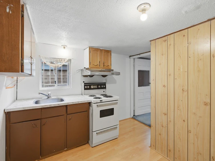 1016 E 18th Avenue, Vancouver, BC, V5V 1H1 - 14