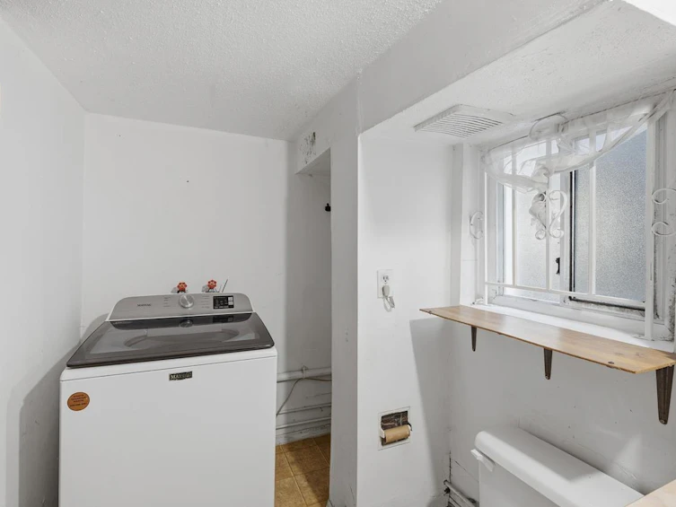 1016 E 18th Avenue, Vancouver, BC, V5V 1H1 - 19