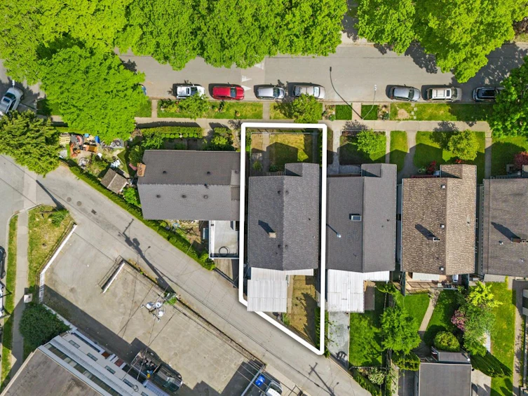 1016 E 18th Avenue, Vancouver, BC, V5V 1H1 - 37