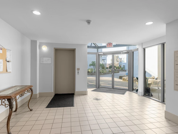 221-12873 Railway Avenue, Richmond, BC, V7E 6K3 - 23