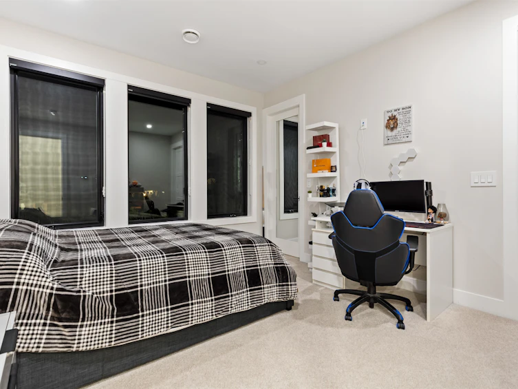 19023 61a Avenue, Surrey, BC, V3S 8C8 - 34