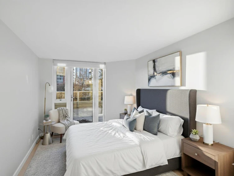 305-8 Smithe Mews, Vancouver, BC, V6B 0A5 - 14