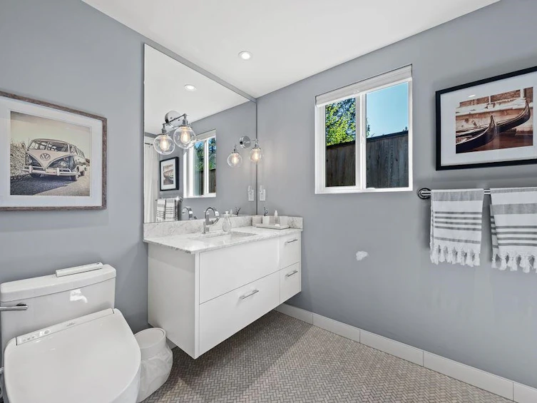1098 Linnae Avenue, North Vancouver, BC, V7R 1Z4 - 31