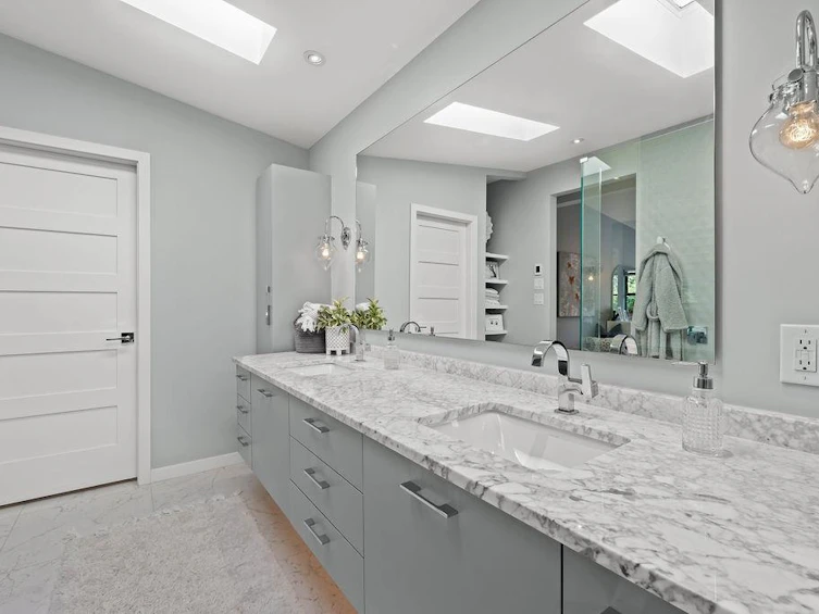 1098 Linnae Avenue, North Vancouver, BC, V7R 1Z4 - 24