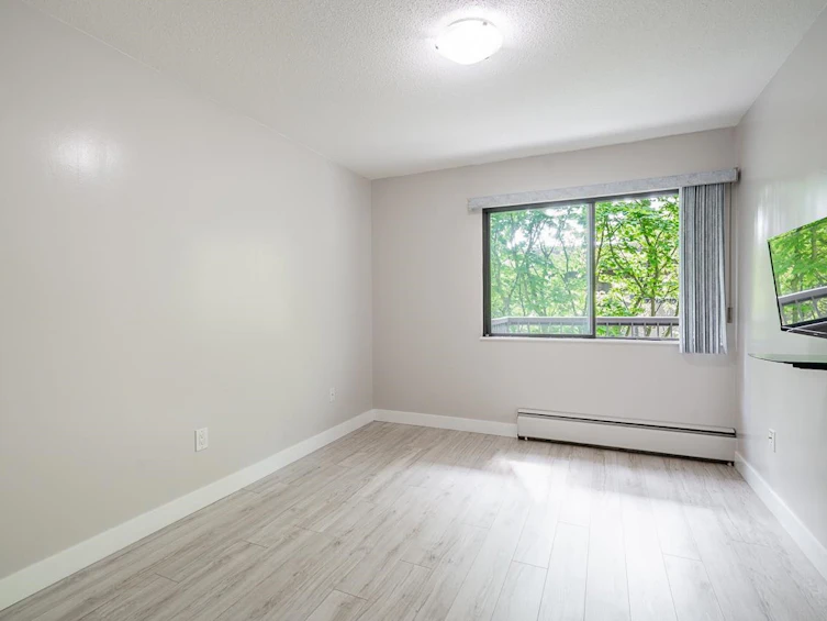 206-15020 North Bluff Road, Surrey, BC, V4B 5A4 - 9