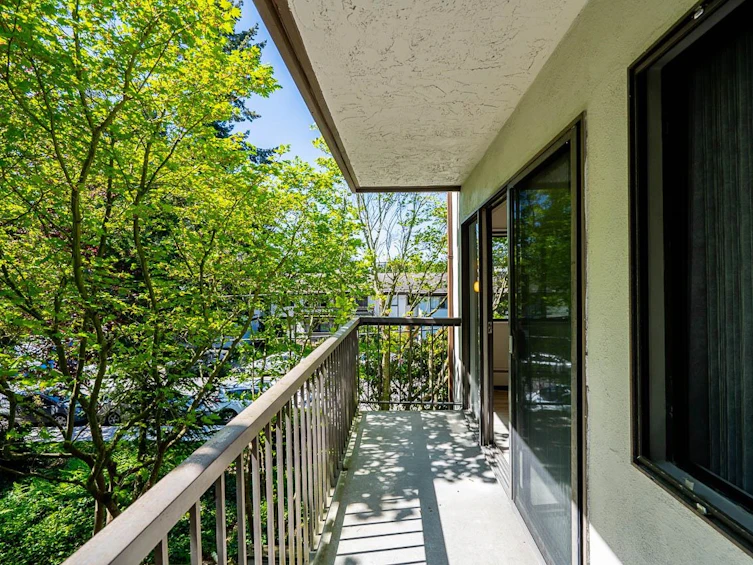 206-15020 North Bluff Road, Surrey, BC, V4B 5A4 - 12