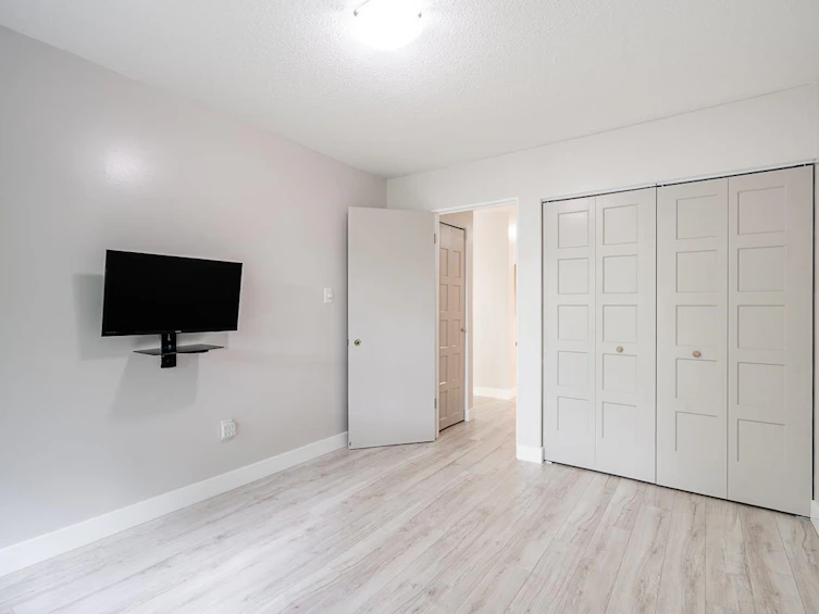 206-15020 North Bluff Road, Surrey, BC, V4B 5A4 - 10