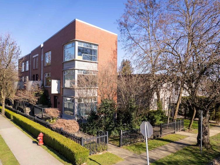 999 W 20th Avenue, Vancouver, BC, V5Z 1Y4 - 19