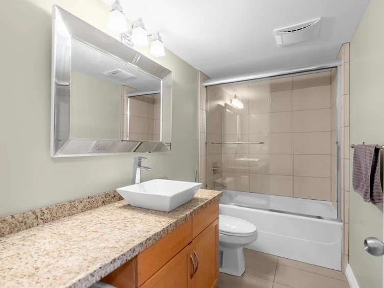 999 W 20th Avenue, Vancouver, BC, V5Z 1Y4 - 11